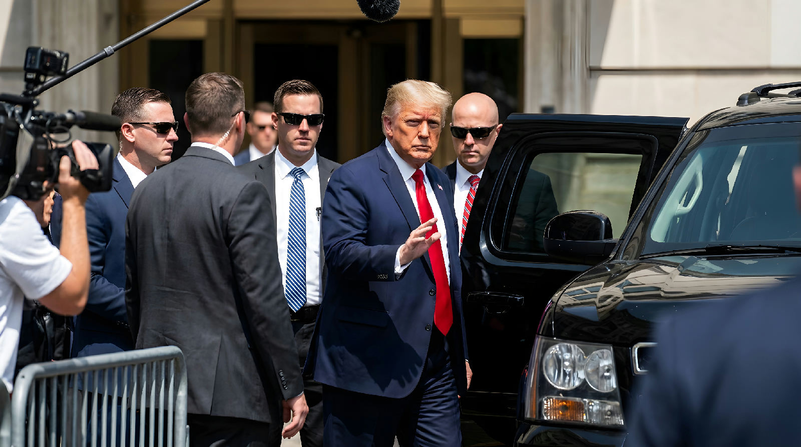 Donald Trump reagerer efter dødeligt angreb i Riyadh