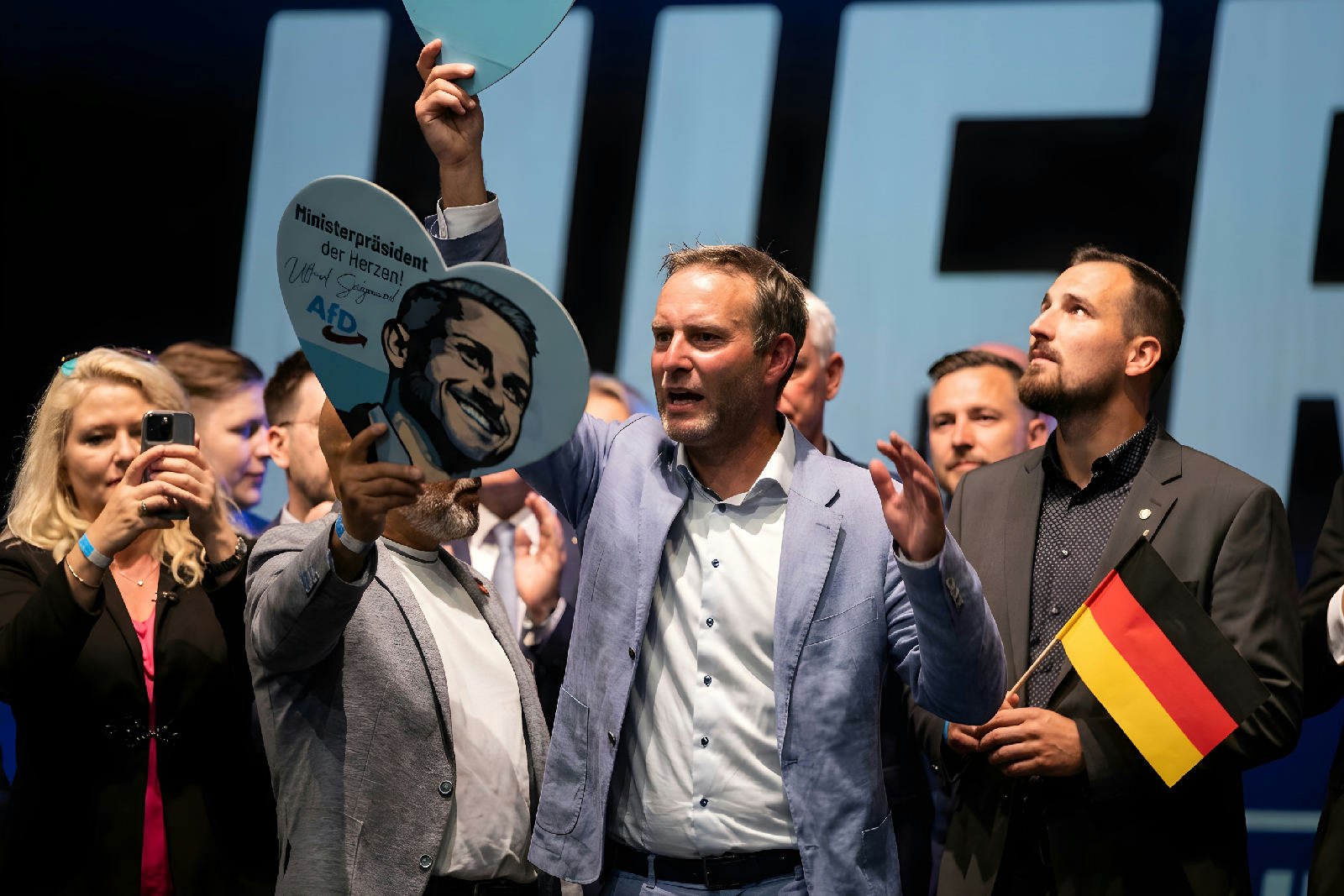 Tysk parti på den yderste højrefløj mod historisk sejr